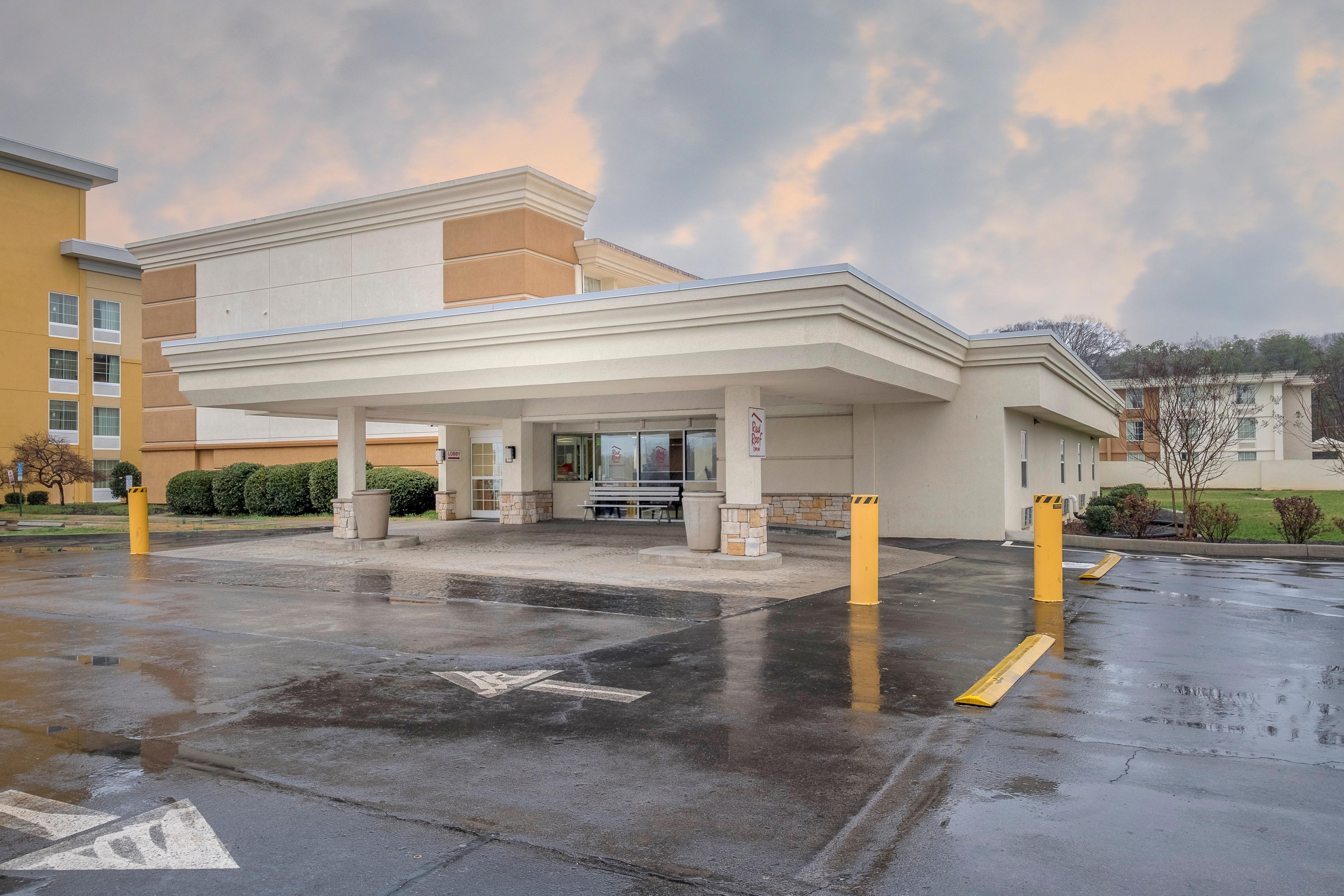 Red Roof Inn Knoxville Central - Papermill Road Экстерьер фото