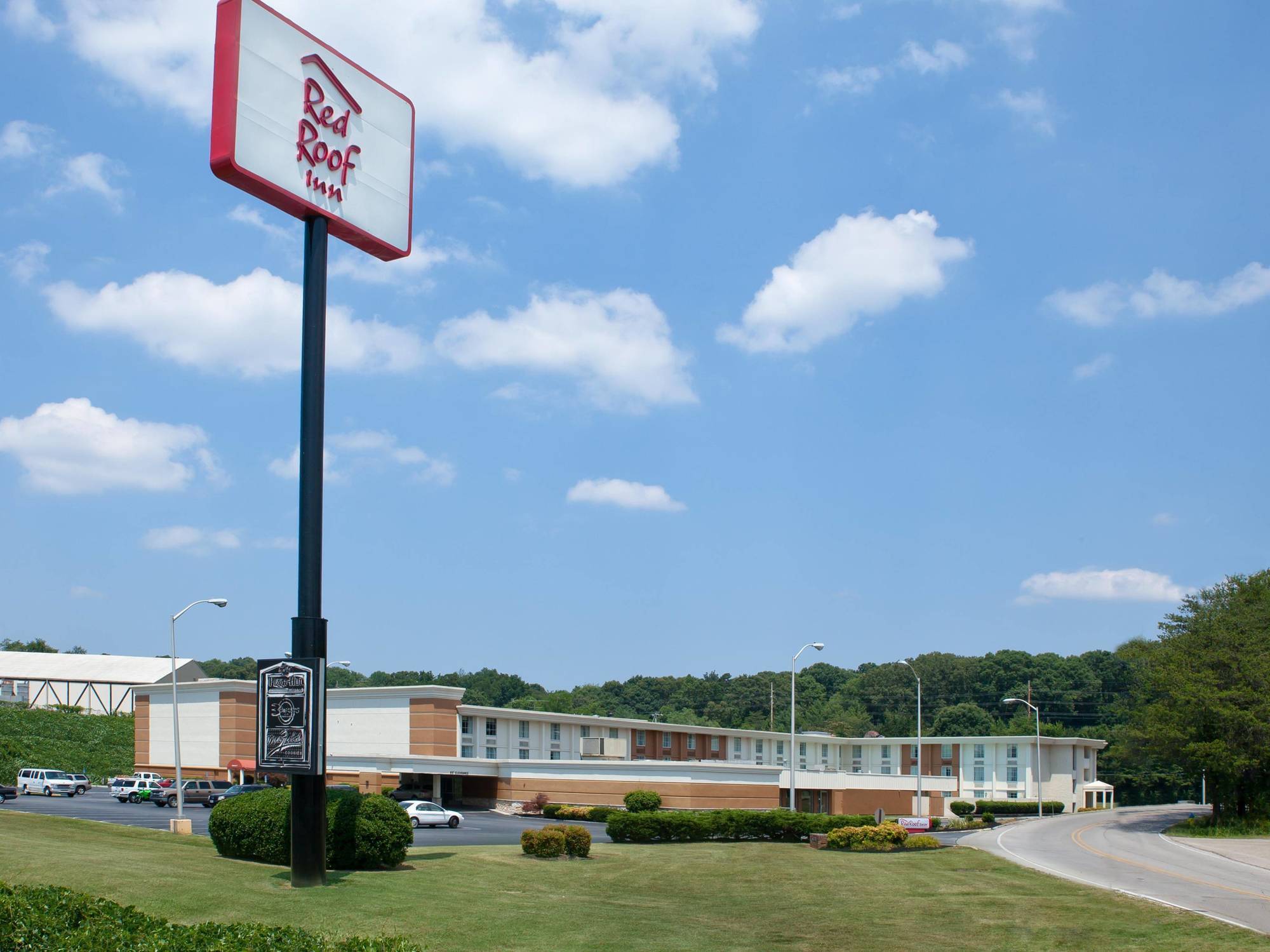Red Roof Inn Knoxville Central - Papermill Road Экстерьер фото